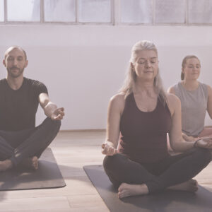 Deltagere på yoga instruktør uddannelsen
